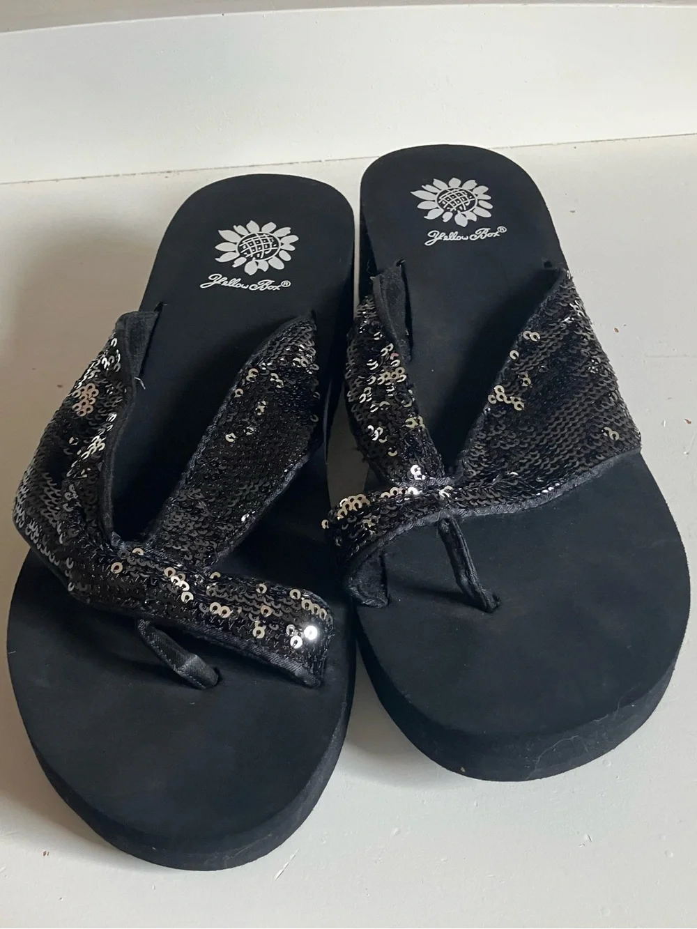 Sparkly Platform Sandals Size 8 - Picture 3 of 3